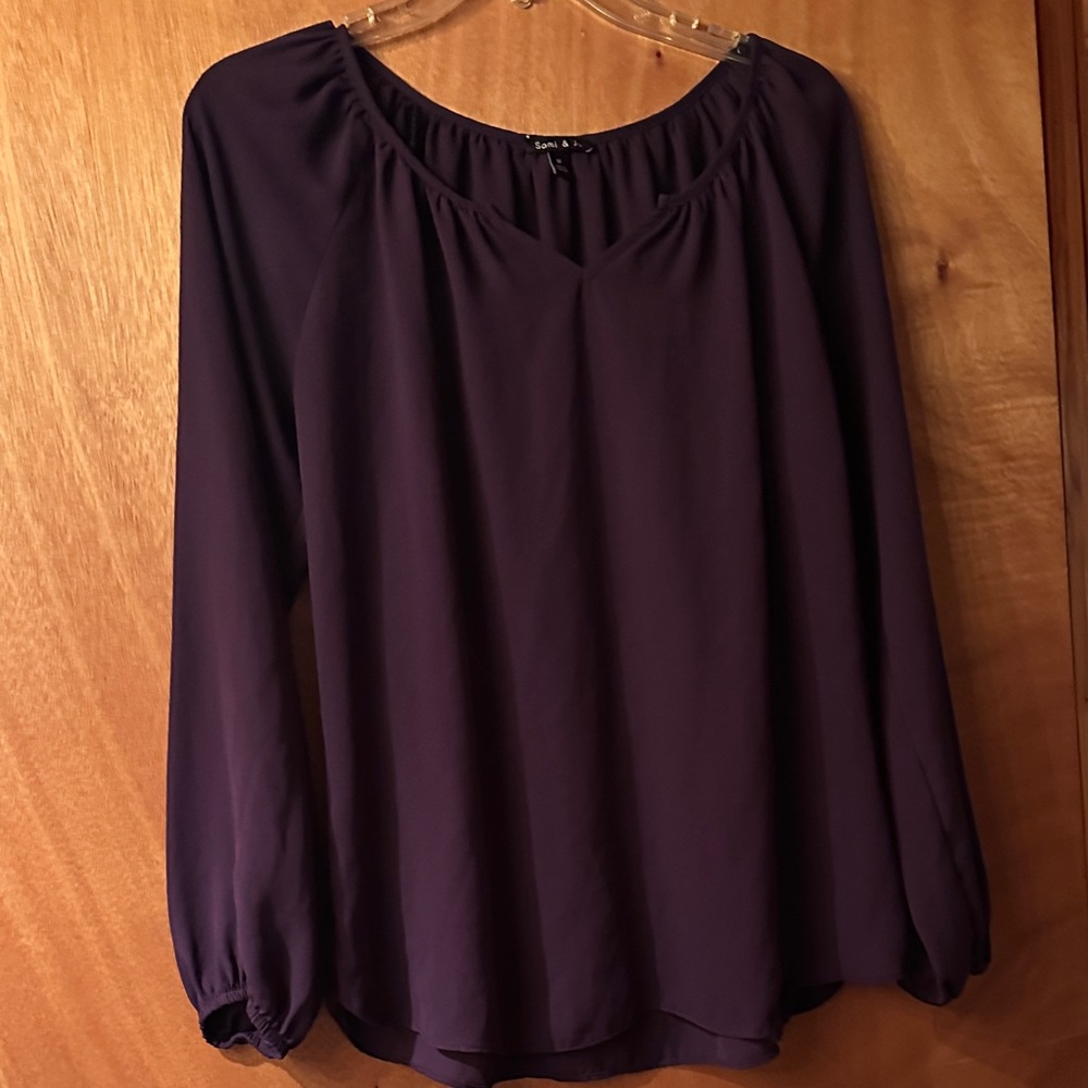 Sami & Jo Plum Blouse with Gathered Sleeves